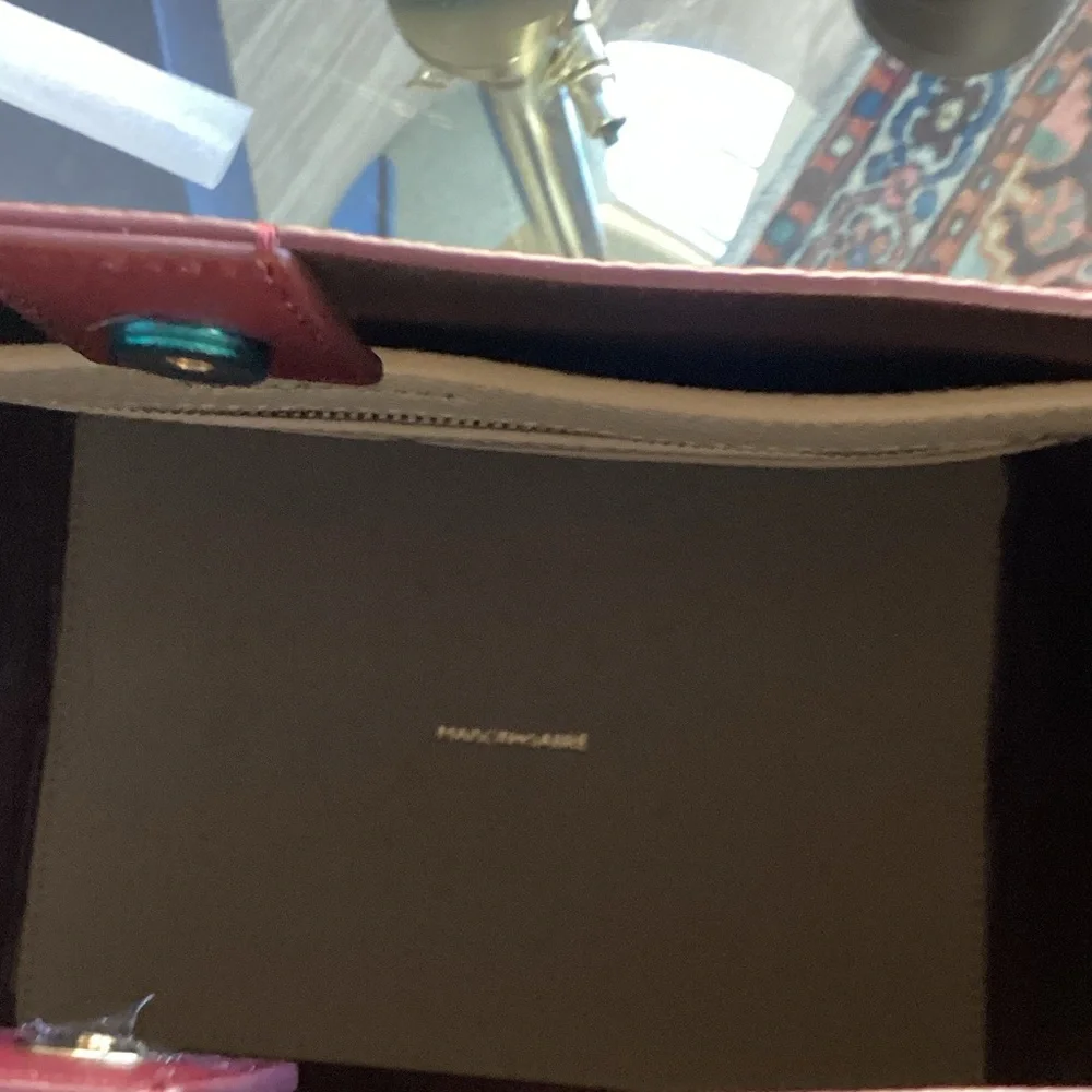 Elegant Burgundy Hobo Bag 
Leather - Picture 9 of 10